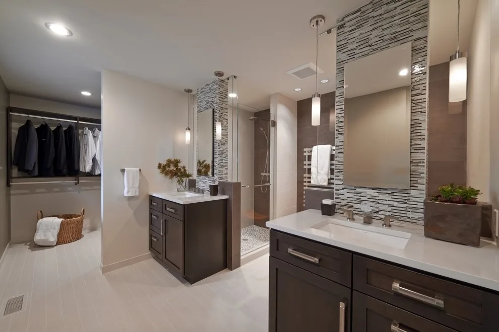 West Seattle Primary Bath and Closet by Potter Construction Inc - Photo 4