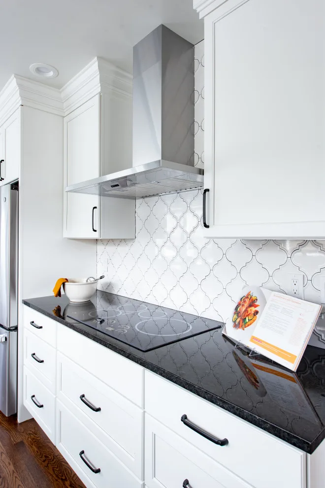 West Seattle Retro Cottage by Potter Construction Inc - Photo 2