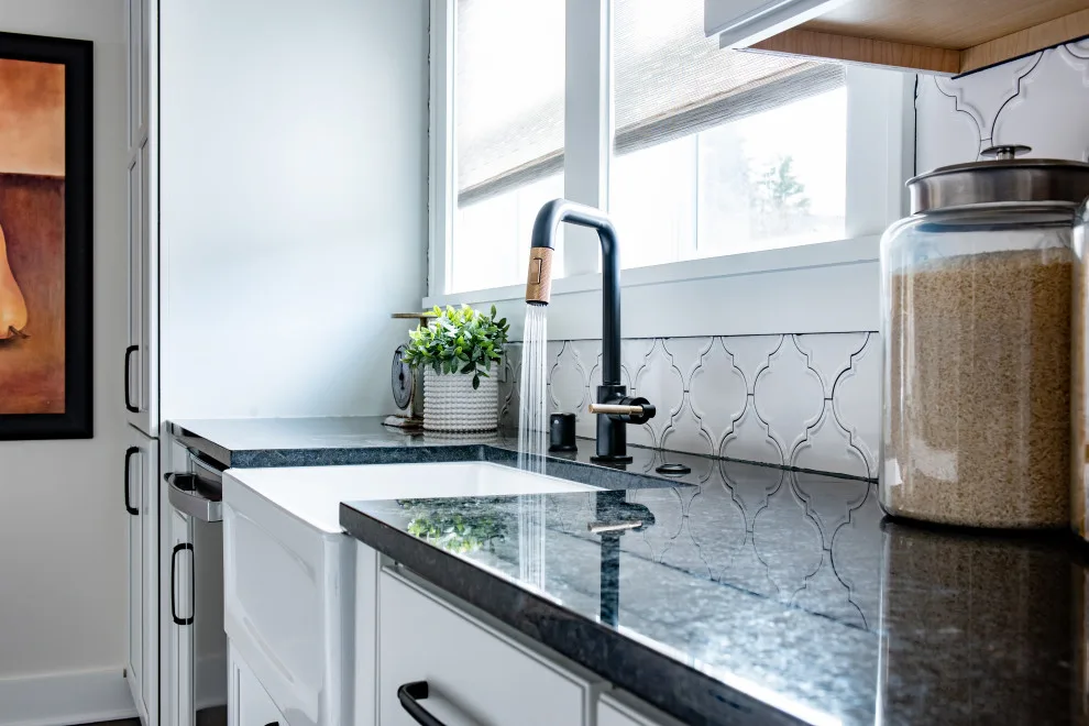 West Seattle Retro Cottage by Potter Construction Inc - Photo 3