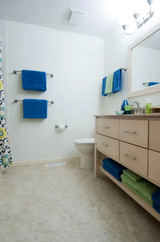 Westerville Visitor Restroom by Simple Bath & Simple Kitchen - Photo 3