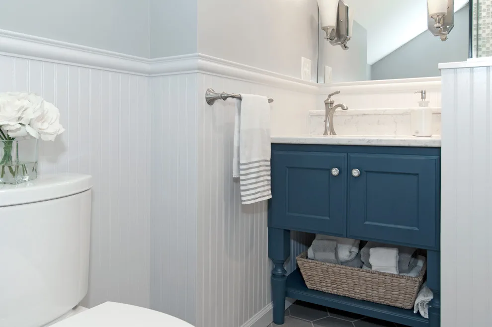 Westerville Visitor Bathroom by Dave Fox Design Build Remodelers - Photo 4
