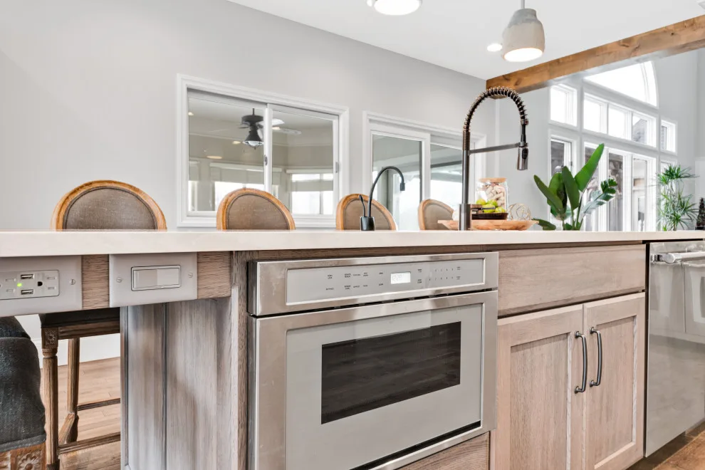 Westerville Kitchen and Mudroom Renovation by Dave Fox Design Build Remodelers - Photo 4