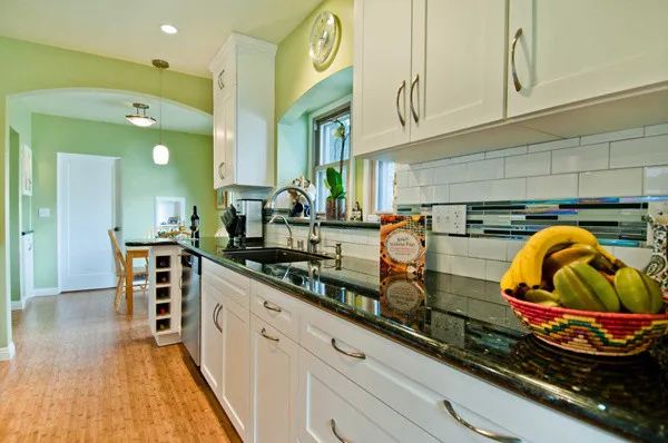 Modern White Shaker Kitchen by Kaminskiy Design And Remodeling - Photo 3