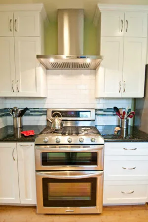 Modern White Shaker Kitchen by Kaminskiy Design And Remodeling - Photo 6