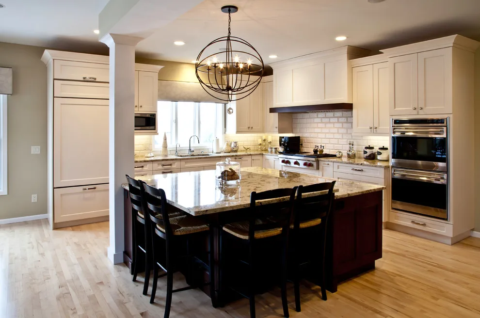 Sophisticated White Classic Kitchen by Dream House Dream Kitchens - Photo 16