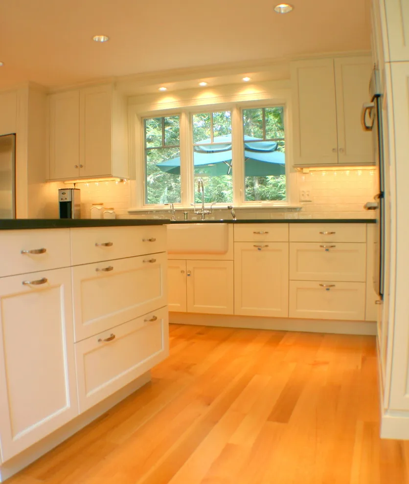 Longmeadow White Shaker Kitchen by Kitchens By Herzenberg - Photo 3
