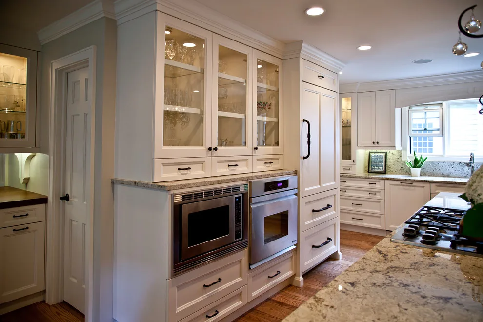 Classic White with Dark Island Breakfast Bar by Dream House Dream Kitchens - Photo 27