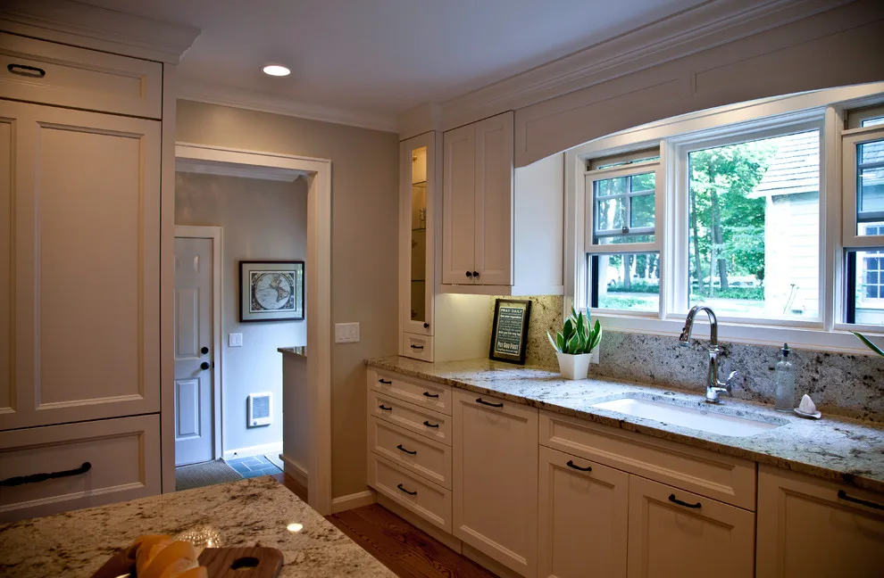 Classic White with Dark Island Breakfast Bar by Dream House Dream Kitchens - Photo 6