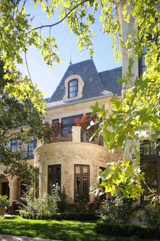 Beverly Hills Residence 1 by Enzo Caserta Landscaping, Inc - Photo 2