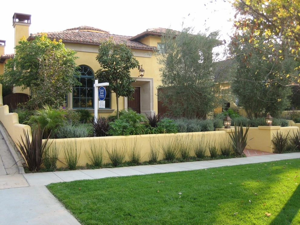 Beverly Hills Residence 2 by Enzo Caserta Landscaping, Inc - Photo 2