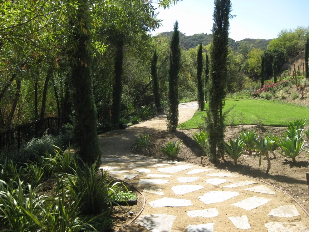 Pacific Palisades Residence 2 by Enzo Caserta Landscaping, Inc - Photo 3