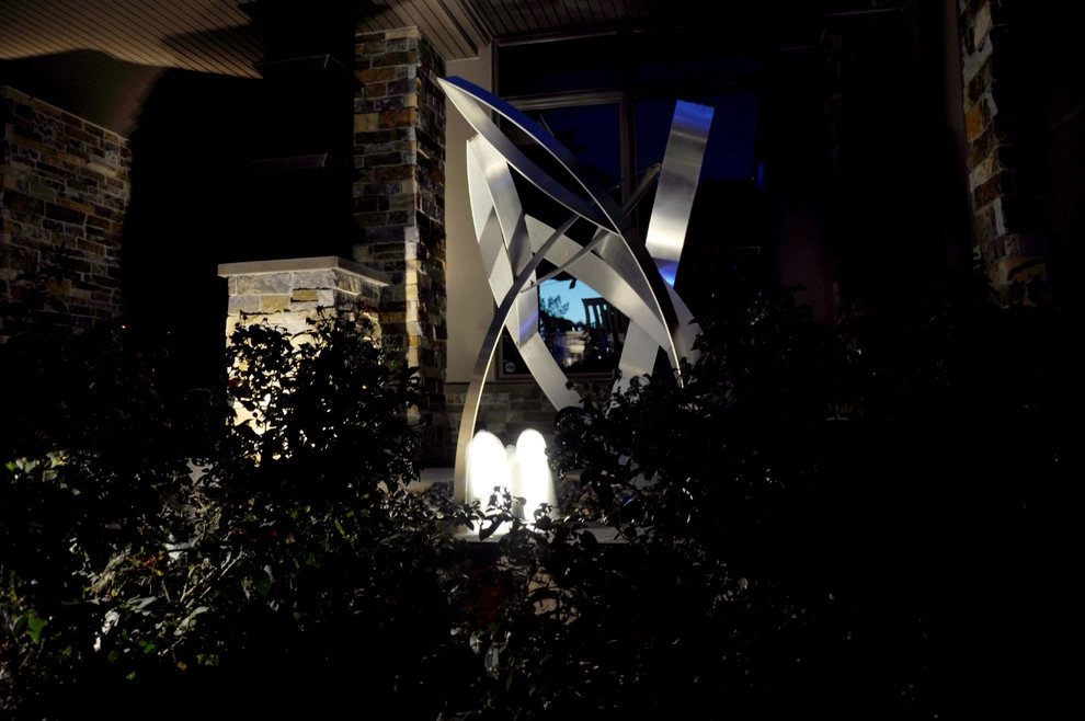 Modern Hillside Entry and Sculpture Garden by Breaking Ground - Photo 14