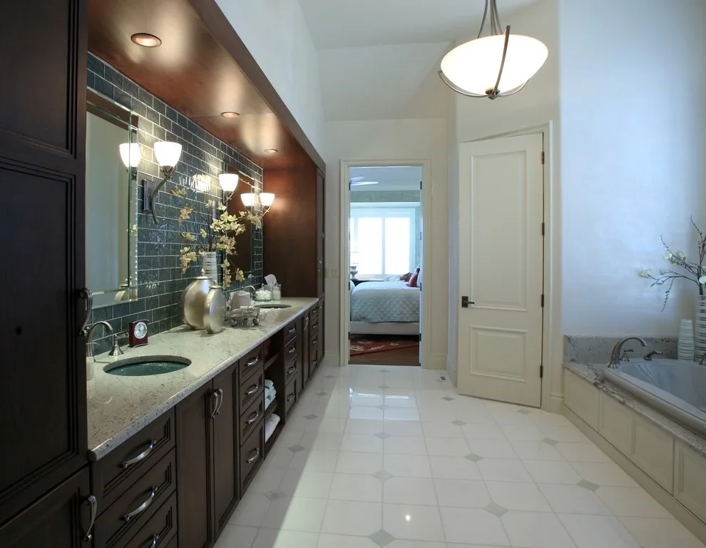 Wichita Master Bathroom Renovation by Persona Kitchen & Bath Solutions, LLC - Photo 3