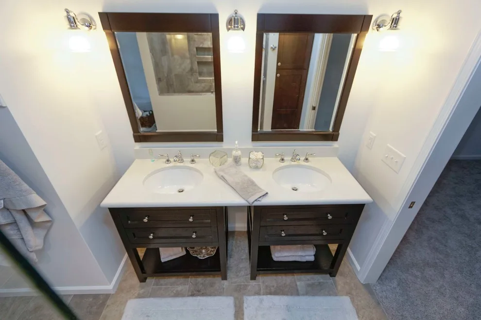 Wilshire Restroom by Distinctive Remodeling, LLC - Photo 4