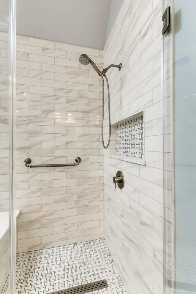Distinctive Remodeling, LLC - Photo 9