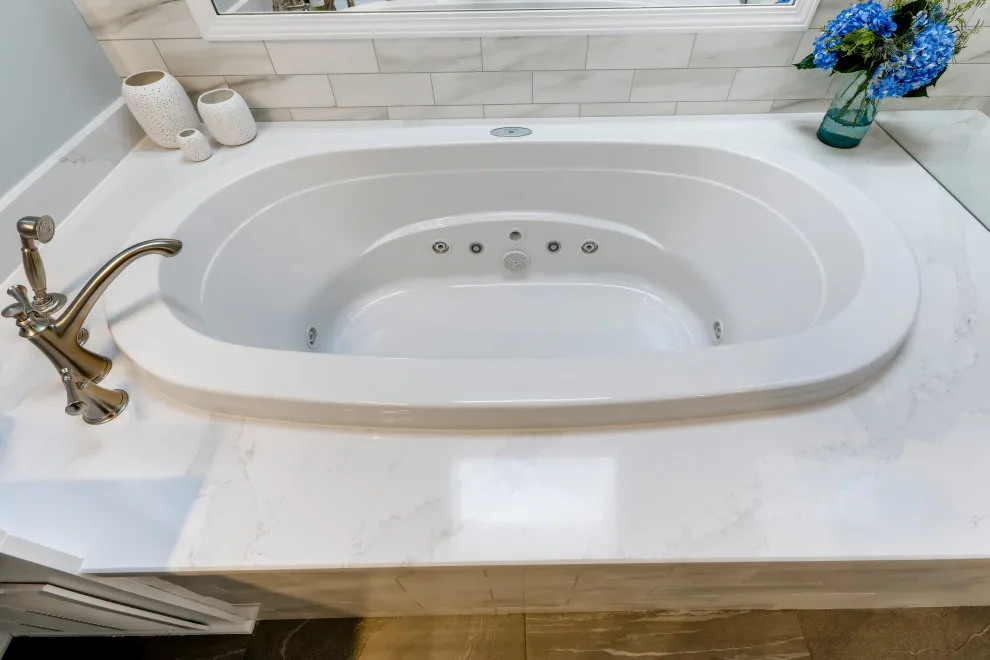 Distinctive Remodeling, LLC - Photo 10