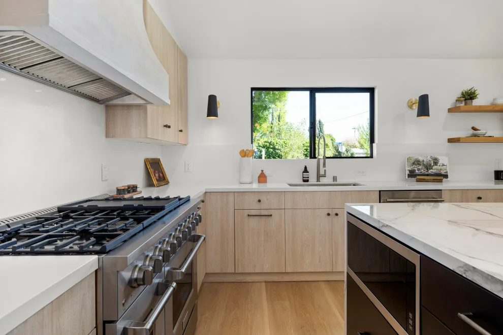 Winnetka - Complete Home Renovation by SB Construction & Remodeling - Photo 14