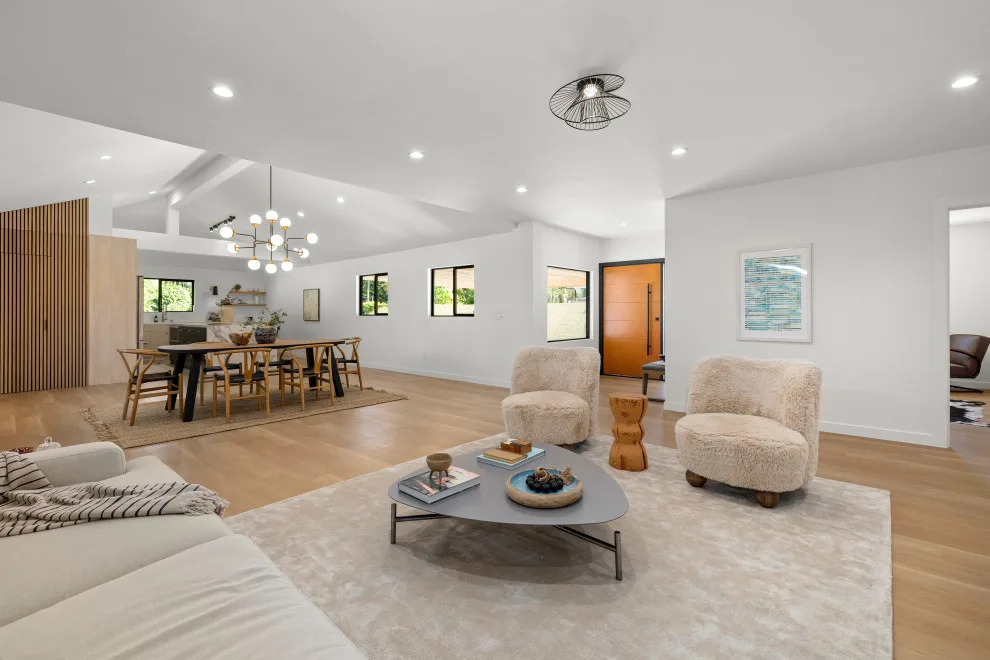 Winnetka - Complete Home Renovation by SB Construction & Remodeling - Photo 15
