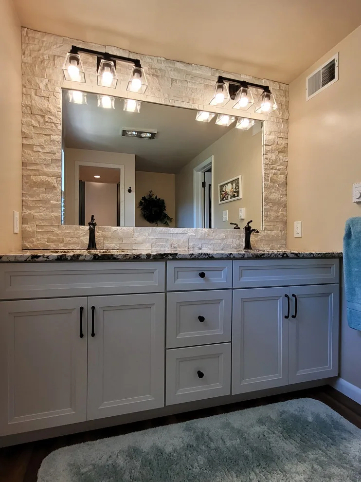 Woodcrest Bathroom by HOME-TIME Renovation LLC - Photo 3