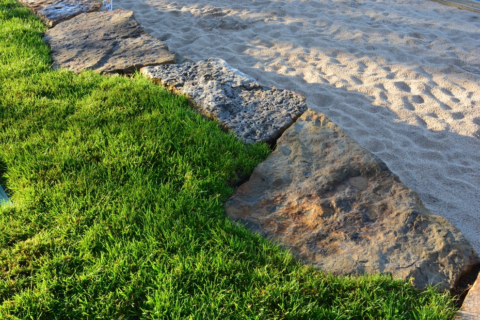 Lakeside Entertainment Space and Water Feature by Breaking Ground - Photo 14