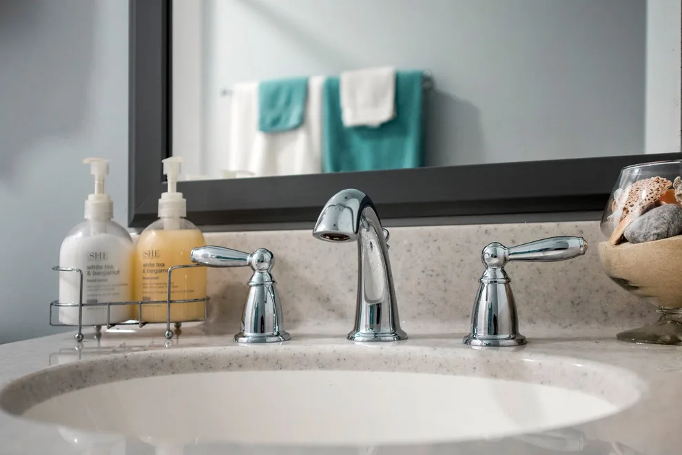 Worthington Hall and Main Bathroom by Simple Bath & Simple Kitchen - Photo 7