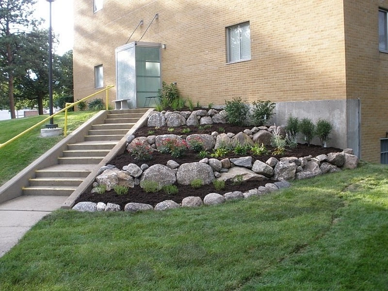 Retaining Walls by Executive Lawn & Landscaping, LLC. - Photo 6