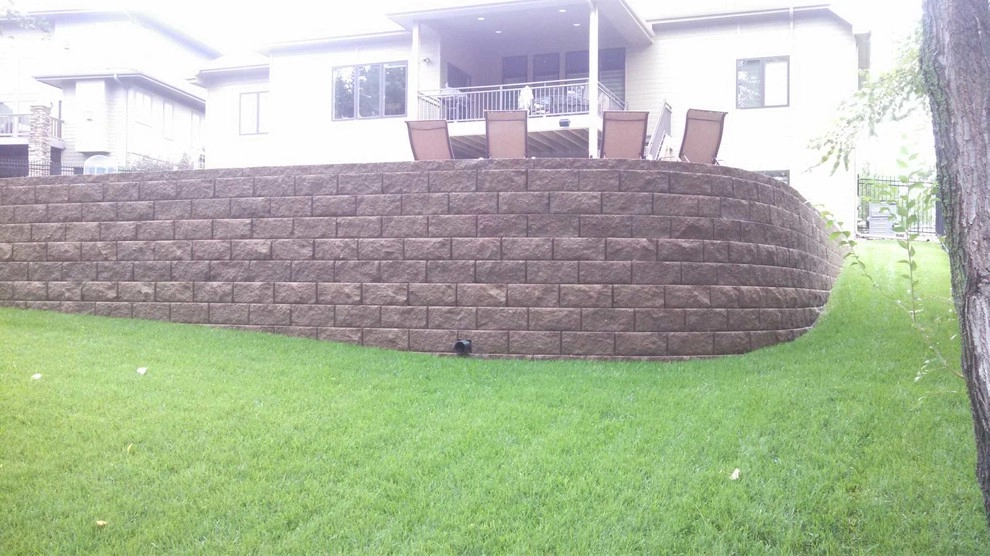 Retaining Walls by Executive Lawn & Landscaping, LLC. - Photo 7