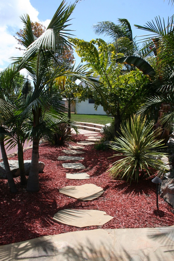 Exterior Artistry - Photo 2