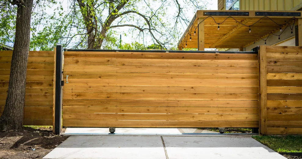 Katy, Texas | Timber Fence by Ultimate Construction - Photo 2
