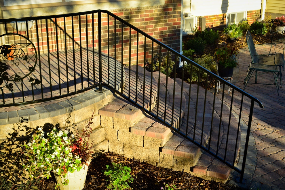 Rural Ranch Patio and Entertainment Space by Breaking Ground - Photo 2