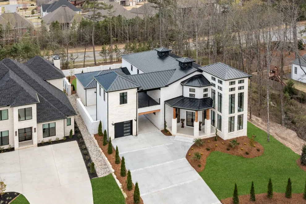 KellCo Bespoke Luxury Residences by KellCo Custom Homes Inc. - Photo 5