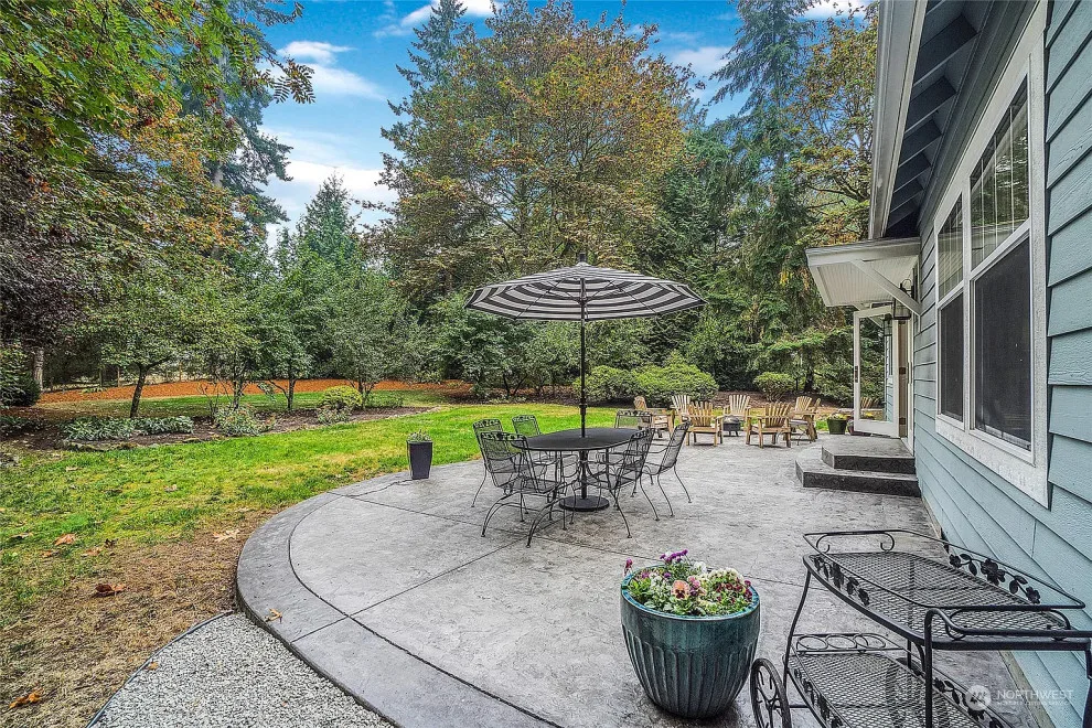 Outdoor Spaces by Ken Woods Construction - Photo 4