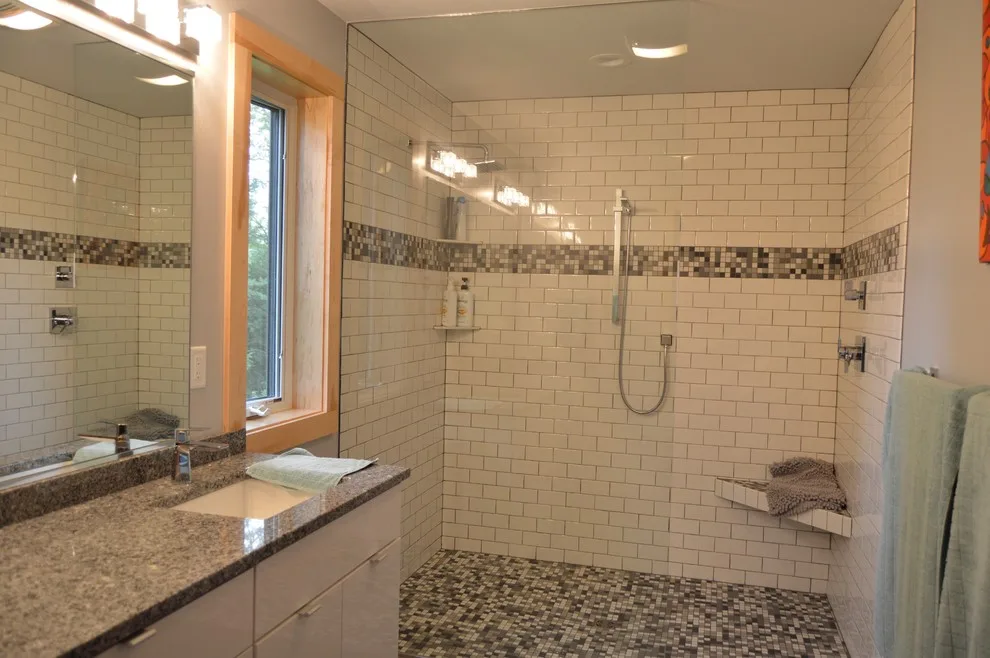 Kenwood Modern by J And R Sundberg Construction - Photo 6