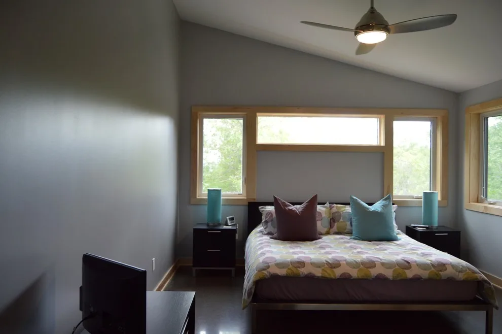Kenwood Modern by J And R Sundberg Construction - Photo 4