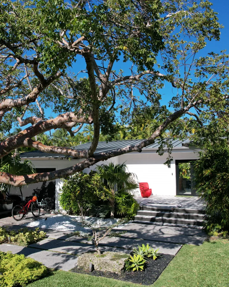 Key Biscayne Total Makeover by Oro Construction Solutions - Photo 12