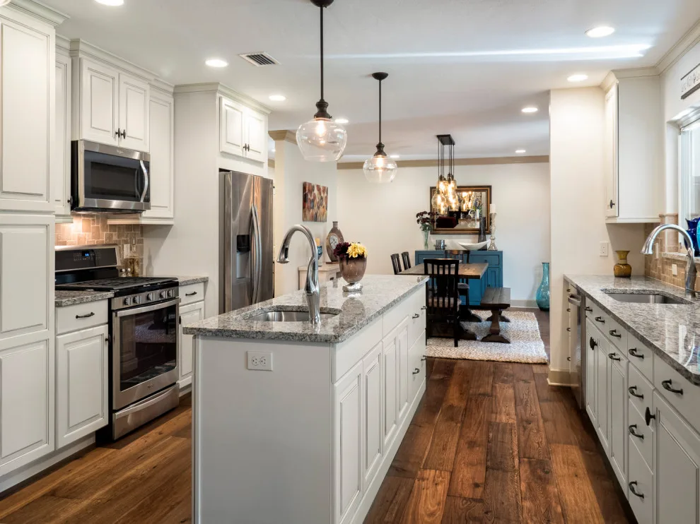 2015 Kingswood Kitchen and Bathroom Renovation by Robinson Renovation & Custom Homes, Inc. - Photo 2