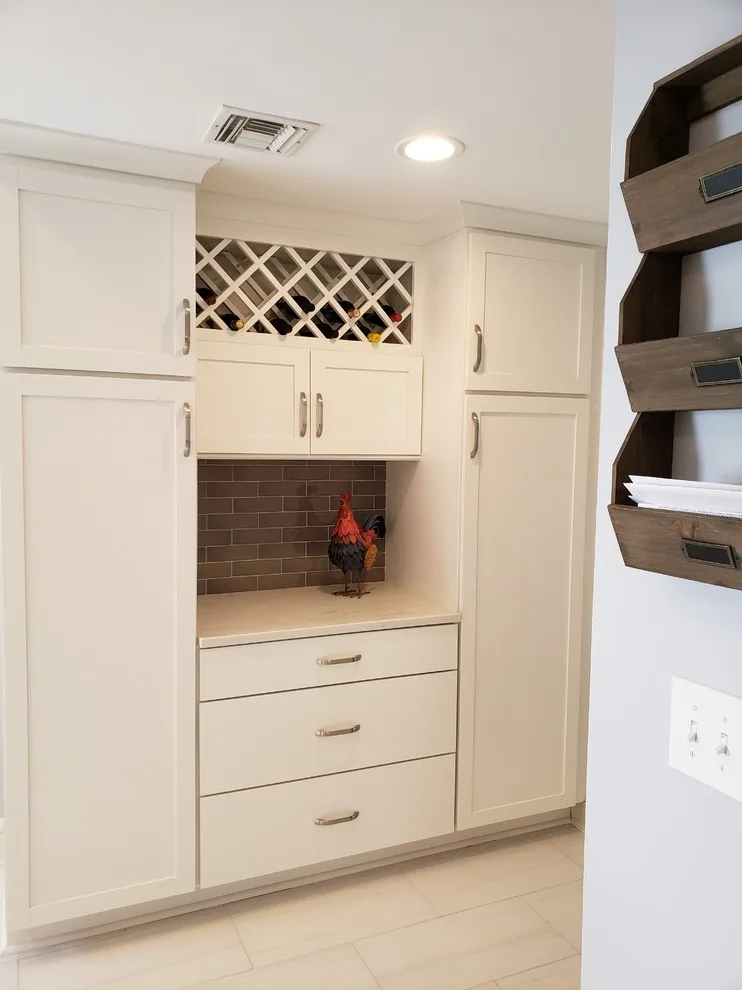 Stylish Kitchen, Bathroom & Bedroom by Miller Construction Group, LLC - Photo 2