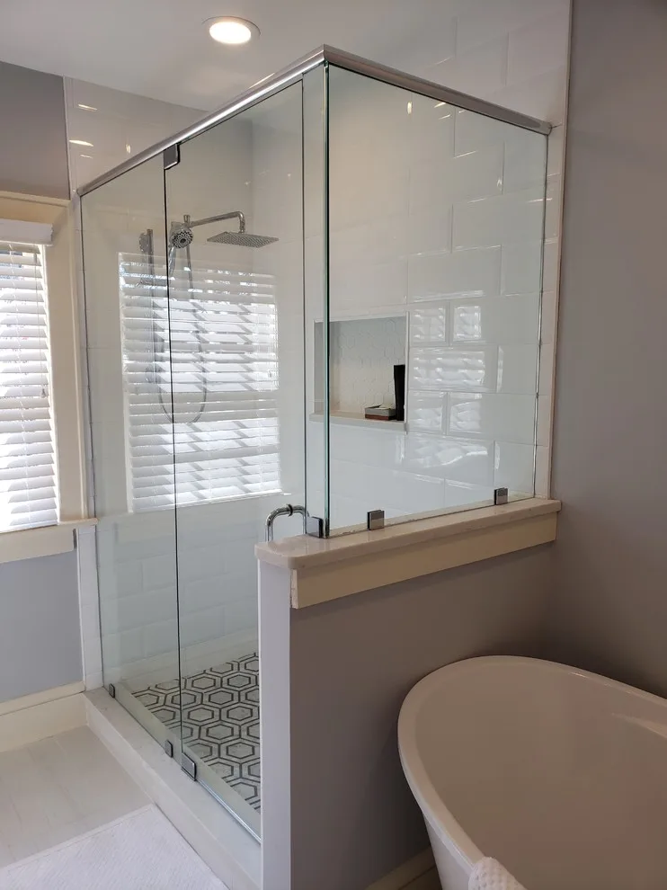 Stylish Kitchen, Bathroom & Bedroom by Miller Construction Group, LLC - Photo 3