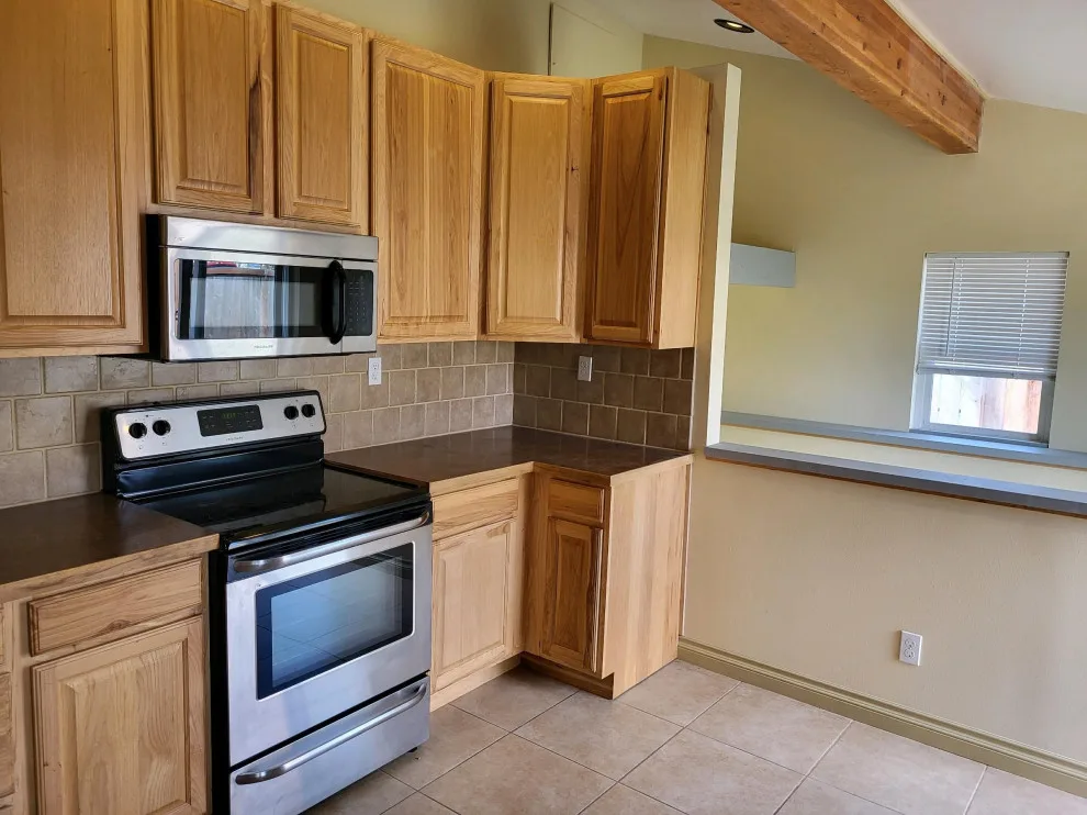 Spokane Northside Kitchen and Bathroom Renovation by Mountain Hemlock Construction Services LLC - Photo 2