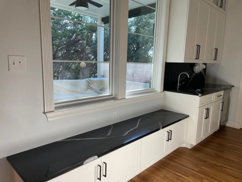 Culinary and Sanitary Spaces by Lifestyle Designs And Remodeling - Photo 4