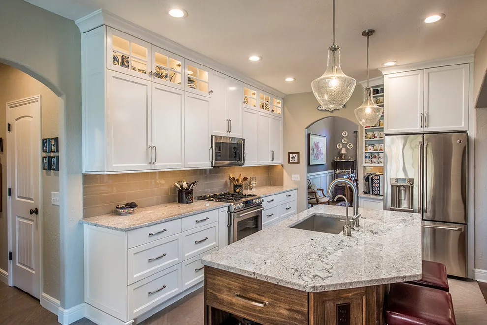 Home Renovation: Kitchen and Bathroom by Monticello Custom Homes And Remodeling - Photo 15