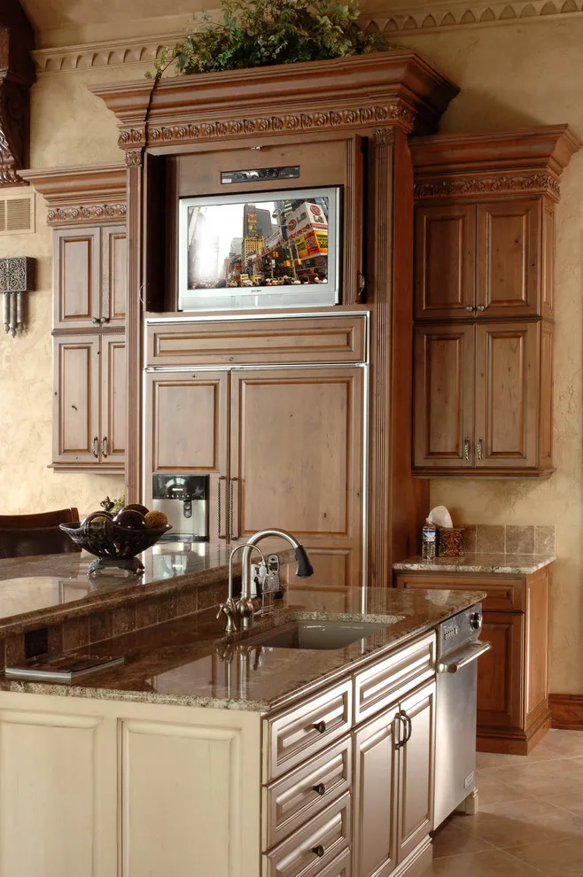 Culinary and Dining Space by Unique Homes Iowa - Photo 7