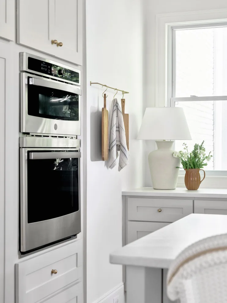 Upgrades to Kitchen, Foyer, and Laundry by GJ All Services - Photo 6