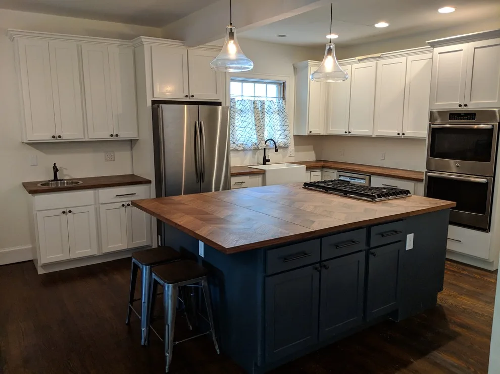Kitchen Wall Decor, Window Treatments, and Storage Shelves by Ruiz Renovations - Photo 8