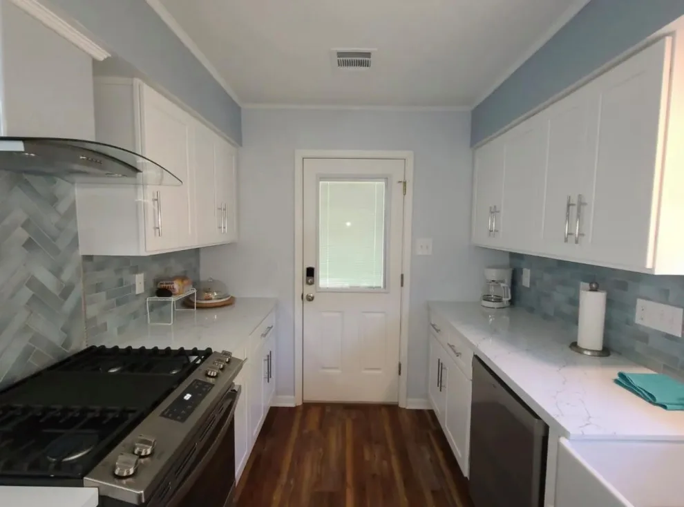 Kitchen Renovation G by Texan Home Additions - Photo 3