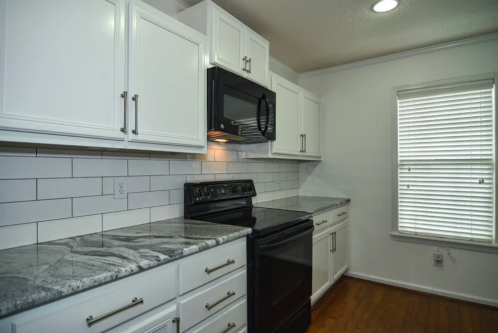 Cabinet Refacing for the Kitchen by Master's Men Remodeling - Photo 4