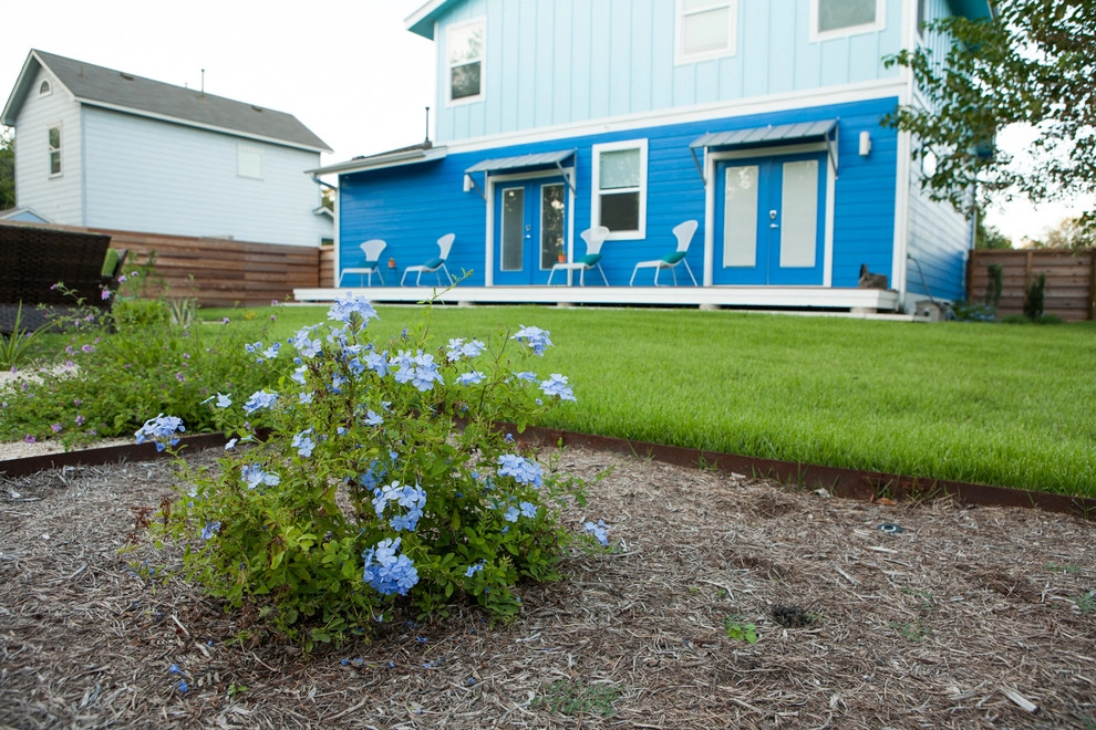 Fertile Ground Organic Gardens - Photo 5