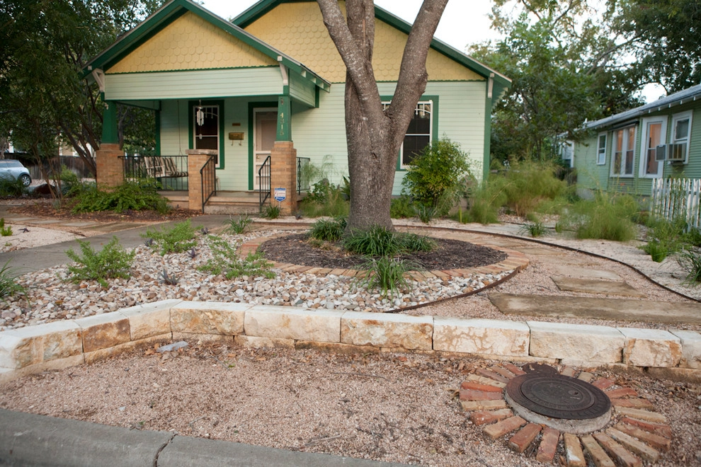 Hyde Park Cottage by Fertile Ground Organic Gardens - Photo 6
