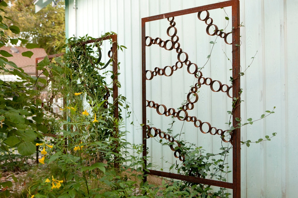 Hyde Park Cottage by Fertile Ground Organic Gardens - Photo 5
