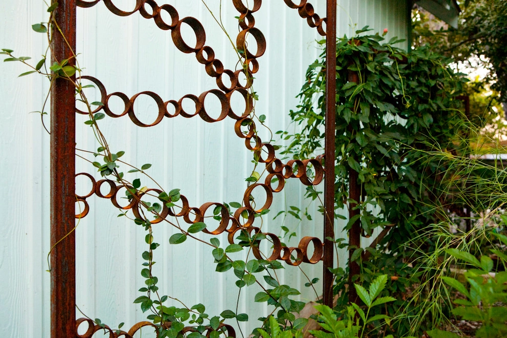 Hyde Park Cottage by Fertile Ground Organic Gardens - Photo 7